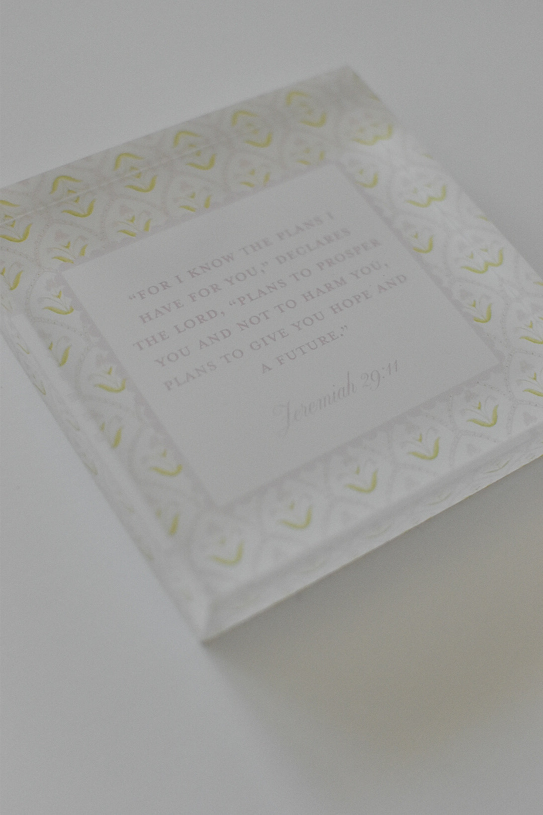 Acrylic Scripture Block in Daffodil Scallop