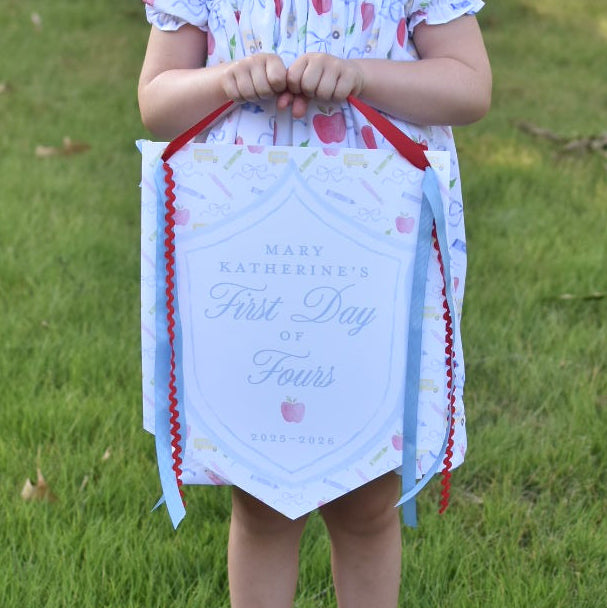 Large Back to School Sign in Pink Scallop